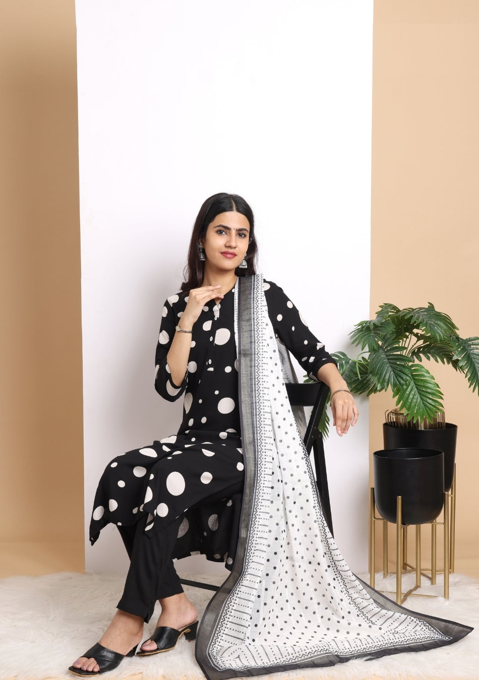 Monochrome Dot Delight Pant Set with Dupatta