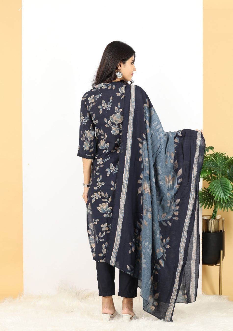 Noor-E-Night Pant Set with Dupatta