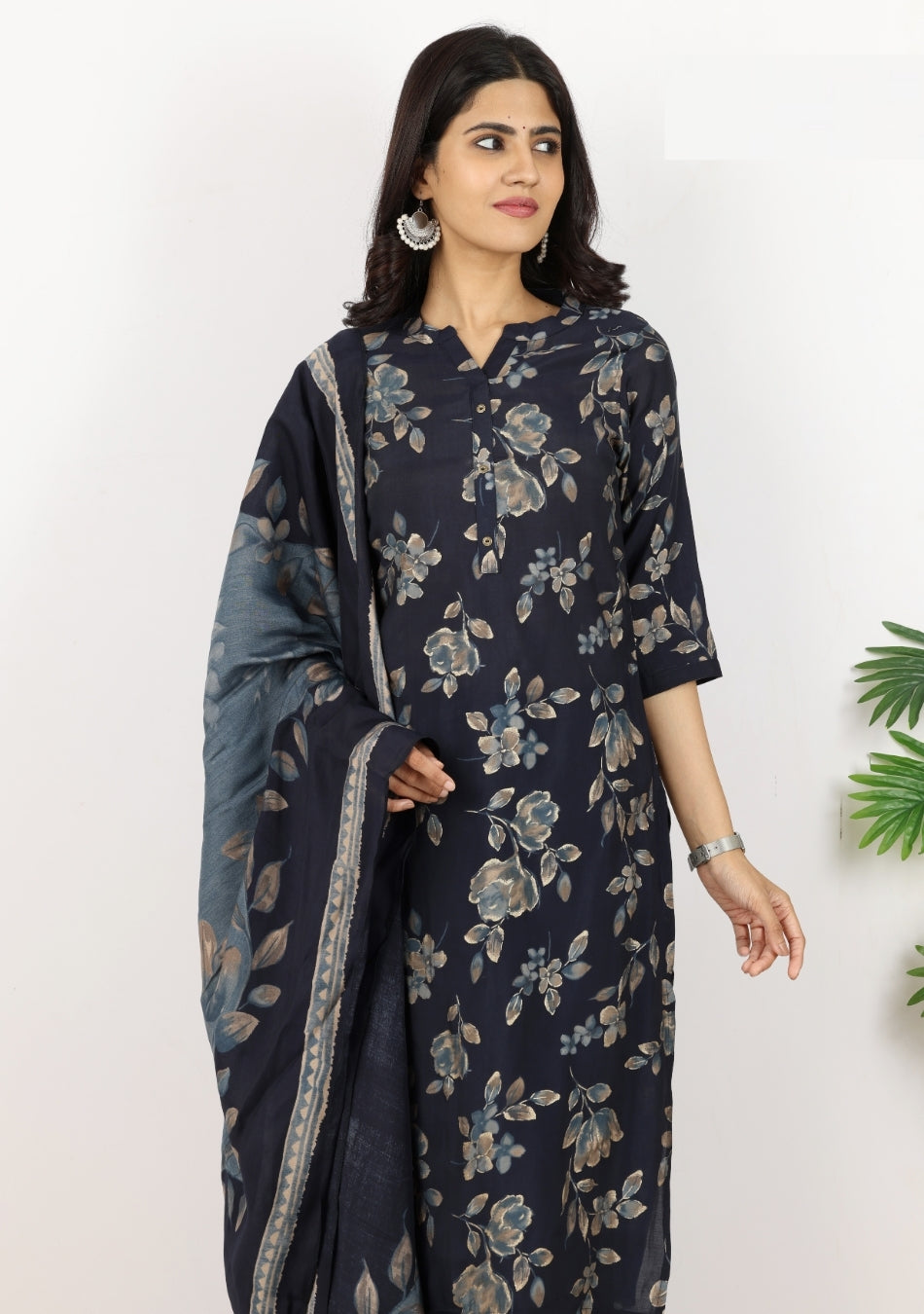 Noor-E-Night Pant Set with Dupatta