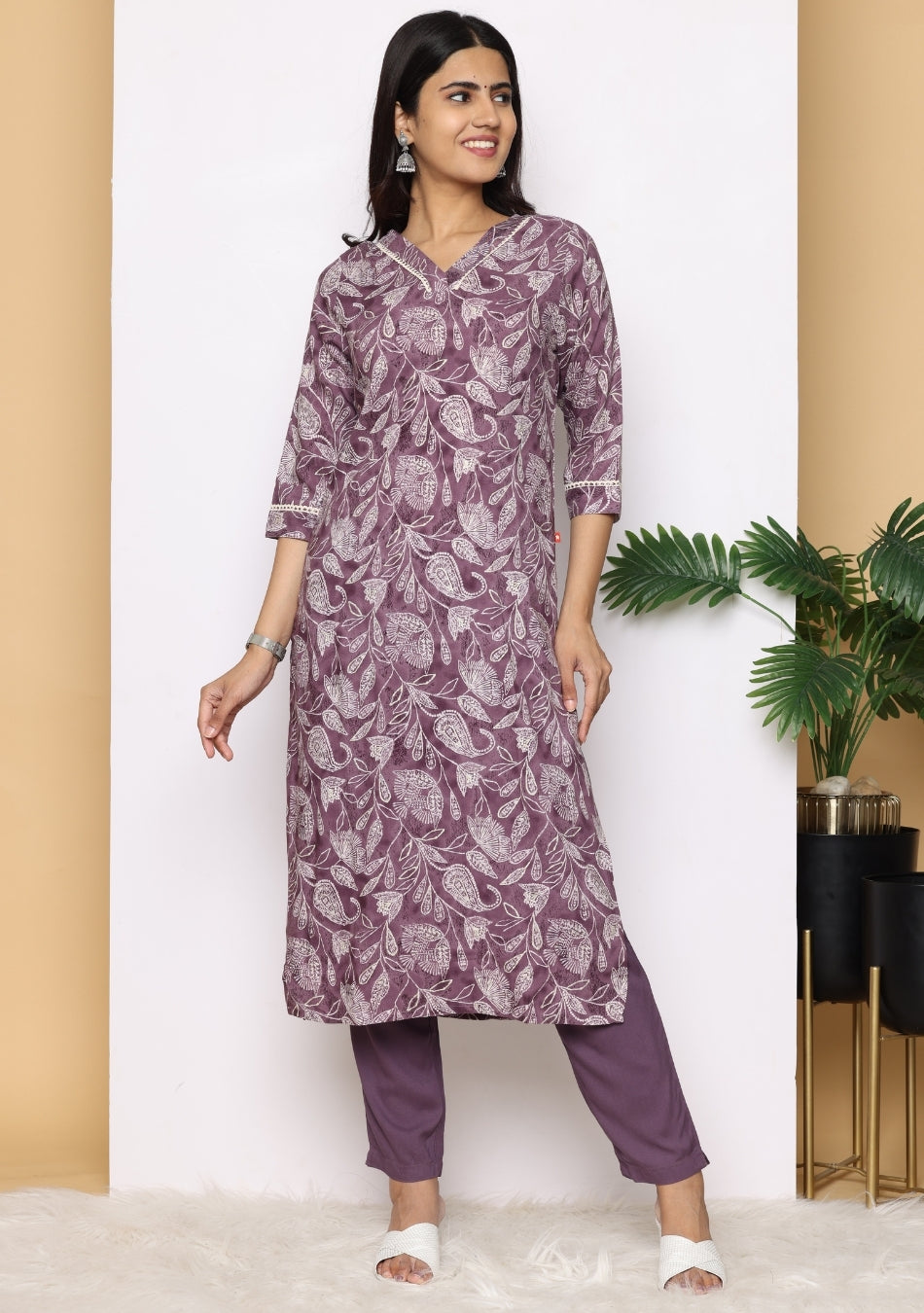 Lavender Vine Ensemble Pant Set with Dupatta