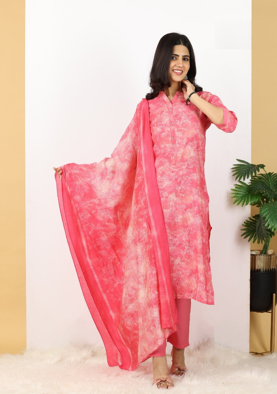 Pink Fusion Ensemble Pant Set with Dupatta