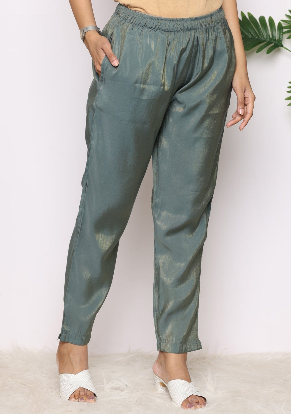 Emerald Leaf Ensemble Pant Set with Dupatta