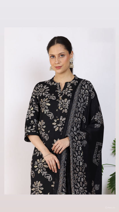Midnight Elegance Pant Set with Dupatta