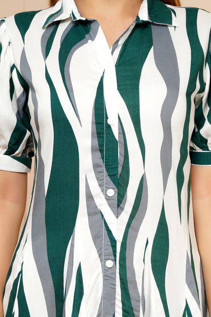 Wavy Wanderer Striped Short Midi Dress