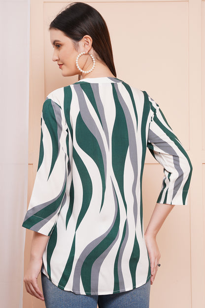 Wavy Wanderer Striped Print Top