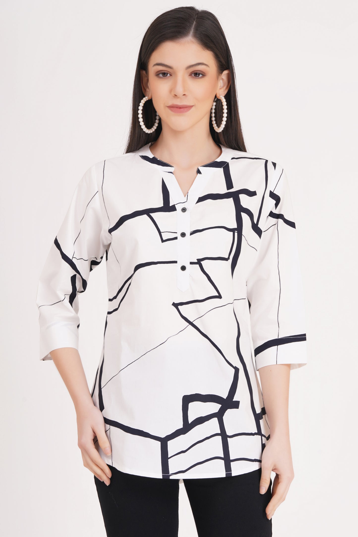 Black and White Geometric Pattern Top