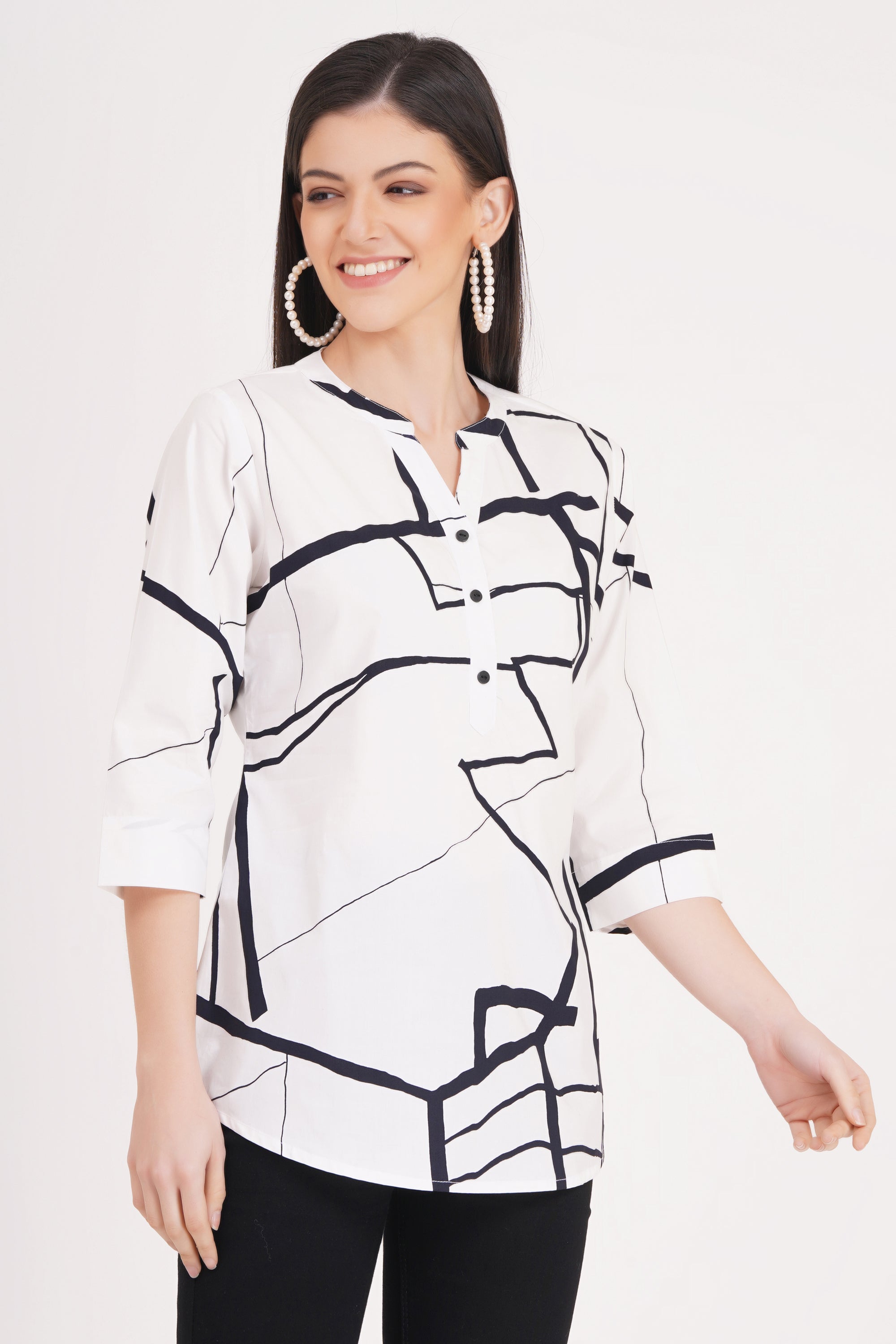 Black and White Geometric Pattern Top