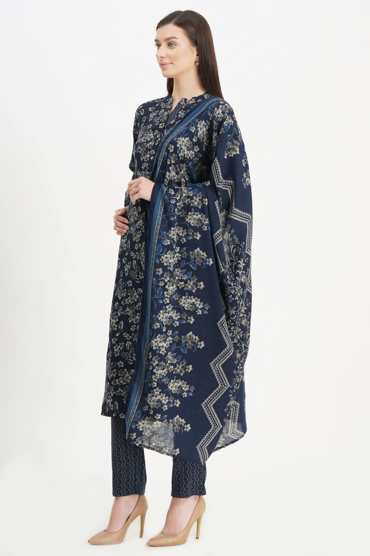 Elegant Floral Design Pant Suit with Dupatta