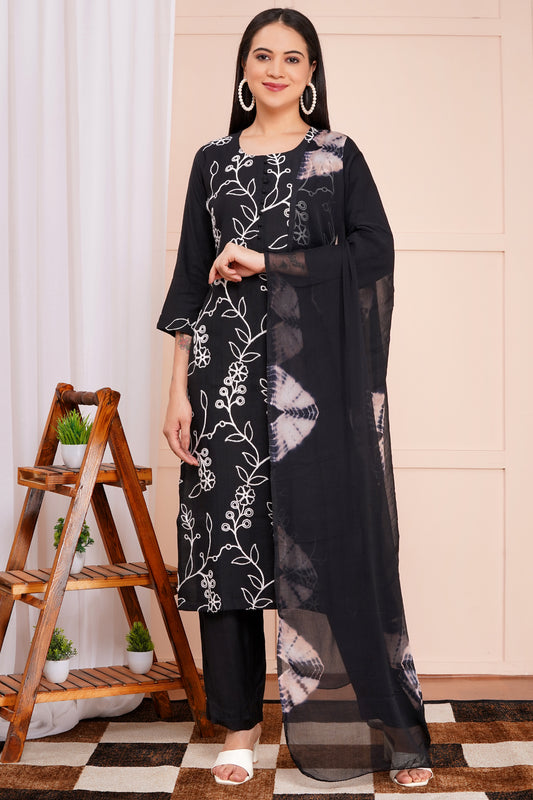 Midnight Bloom Pant Set with Dupatta